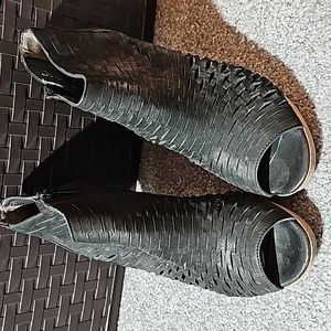 PAUL GREEN MUNCHEN PEEP TOE HEELS